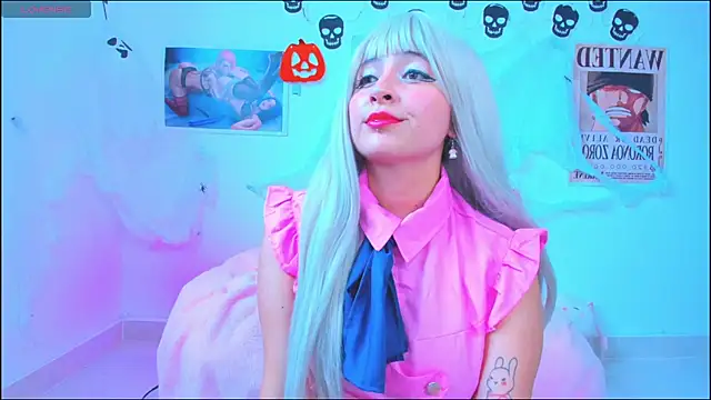 Miaengels  online show from October 30, 2025, 5:46 pm