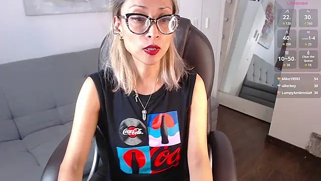 Snapshot of alexia_james_ chatting on March 23, 2026, 8:13 pm alexia james online show from March 23, 2026, 8:13 pm