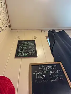 Snapshot of allnaturalmermaid chatting on January 17, 2026, 9:18 pm allnaturalmermaid online show from January 17, 2026, 9:18 pm