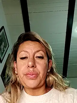 GisellTorres36 online show from June 10, 2026, 4:12 am