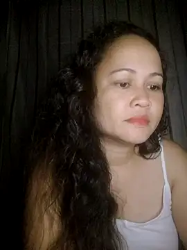 Snapshot of Krestanna chatting on October 16, 2025, 12:28 pm Krestanna online show from October 16, 2025, 12:28 pm