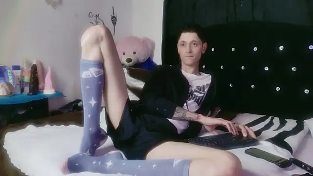 Snapshot of Tyler_cat chatting on February 28, 2026, 10:16 am Tyler cat online show from February 28, 2026, 10:16 am