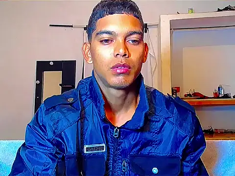 Snapshot of theMyke101 chatting on April 27, 2026, 9:57 pm theMyke101 online show from April 27, 2026, 9:57 pm