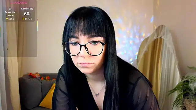 Avelyne  online show from October 30, 2025, 11:38 pm