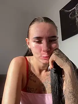 YoungZoexx online show from November 11, 2025, 9:42 am