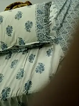 zoya your online show from November 8, 2025, 1:39 am