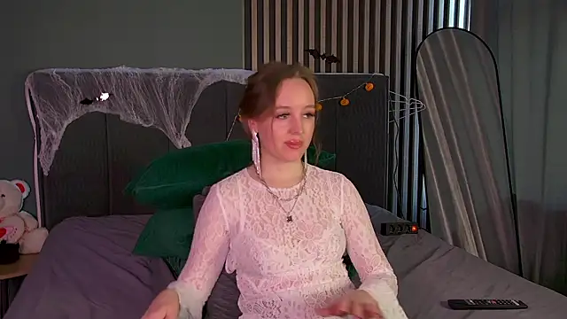 KathyStewart online show from November 3, 2025, 6:14 am