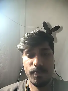 honestbbadboy online show from December 17, 2025, 2:23 pm