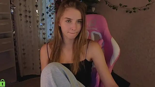 L1na Reeds online show from March 28, 2026, 1:16 am