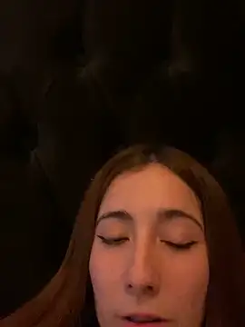 onlymoney18k online show from October 8, 2025, 12:30 am