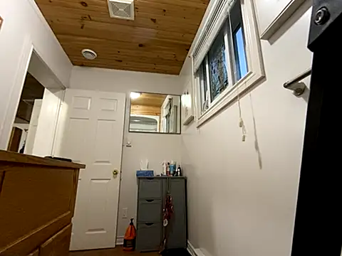 mcxxx87 online show from October 31, 2025, 10:44 pm