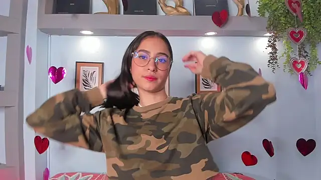 Snapshot of Alana_Martinez_ chatting on February 18, 2026, 12:45 pm Alana Martinez online show from February 18, 2026, 12:45 pm