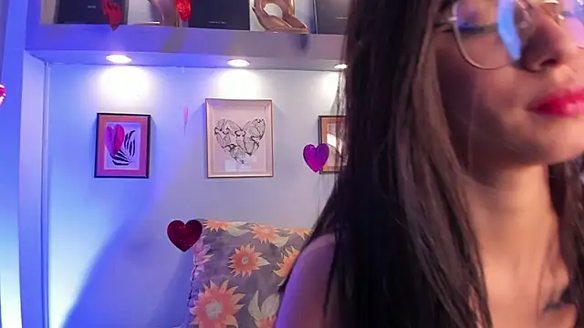 Snapshot of Alana_Martinez_ chatting on February 28, 2026, 7:59 pm Alana Martinez online show from February 28, 2026, 7:59 pm