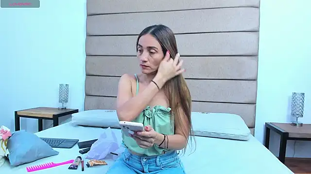 isaa stone online show from December 14, 2025, 7:40 pm