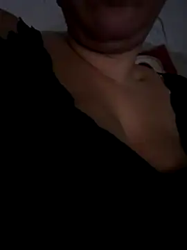 Snapshot of Daiana_Andra chatting on December 19, 2025, 11:01 pm Daiana Andra online show from December 19, 2025, 11:01 pm