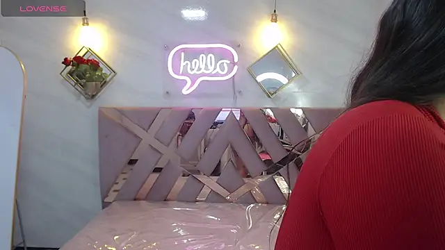 Snapshot of Dayan_v_ chatting on November 22, 2025, 8:08 pm Dayan v online show from November 22, 2025, 8:08 pm