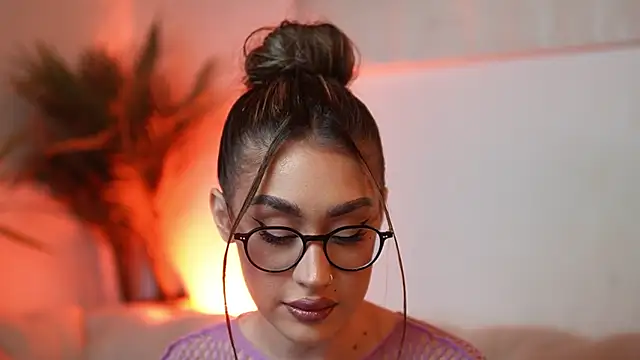 AileenKiss online show from March 26, 2026, 9:09 pm