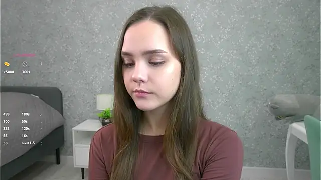 SweetSaraPie online show from November 4, 2025, 6:29 pm