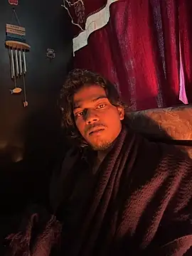 Ujjwallkumar0069 online show from December 4, 2025, 9:40 am