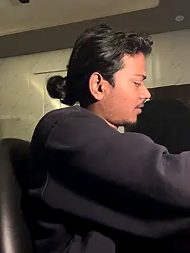 Snapshot of Ujjwallkumar0069 chatting on December 19, 2025, 3:02 am Ujjwallkumar0069 online show from December 19, 2025, 3:02 am