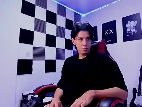 Snapshot of jeycobb chatting on January 18, 2026, 2:10 pm jeycobb online show from January 18, 2026, 2:10 pm