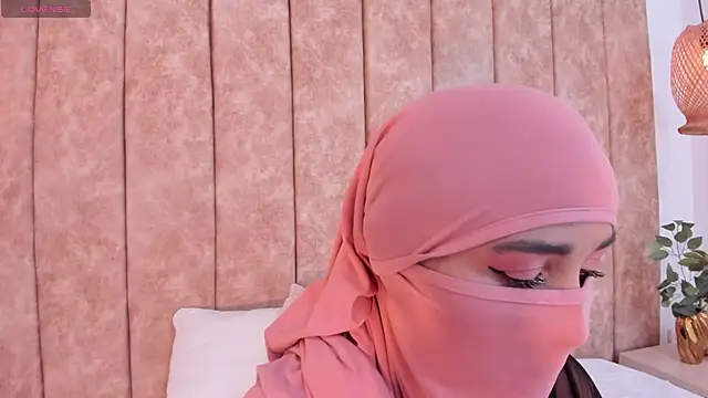  alishaa c online show from October 22, 2025, 9:14 pm