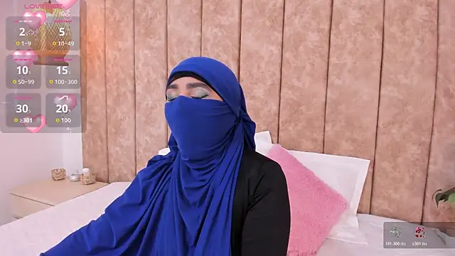  alishaa c online show from May 20, 2026, 4:07 am