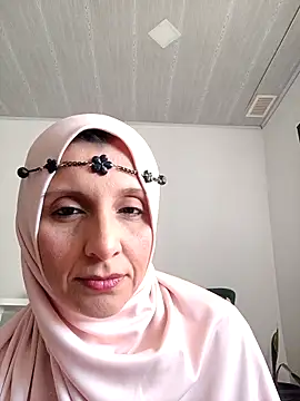 Snapshot of Aafsha_ chatting on December 17, 2025, 8:04 pm Aafsha online show from December 17, 2025, 8:04 pm