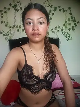 venus kiss online show from November 2, 2025, 3:25 pm