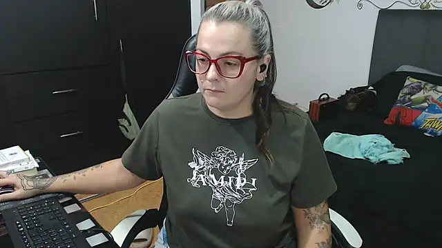 Snapshot of perlagoloza05 chatting on October 30, 2025, 3:19 am perlagoloza05 online show from October 30, 2025, 3:19 am