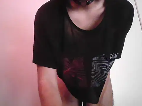 Sunny Pebble online show from November 9, 2025, 3:49 am