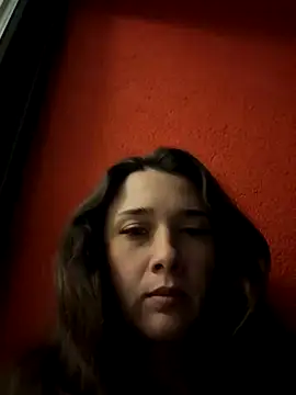 Snapshot of MayaVonDe chatting on November 8, 2025, 4:29 pm MayaVonDe online show from November 8, 2025, 4:29 pm