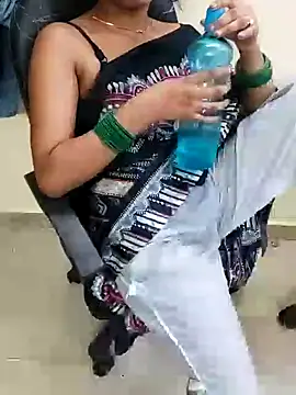 Saniya Doll online show from July 14, 2026, 2:05 am