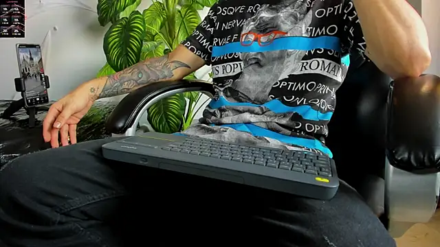 2 fire online show from November 1, 2025, 9:17 pm