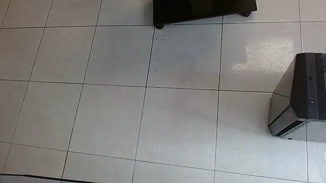 Snapshot of rosse_m chatting on November 21, 2025, 1:10 pm rosse m online show from November 21, 2025, 1:10 pm