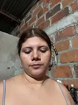 Snapshot of lady_and_charly chatting on February 4, 2026, 1:11 am lady and charly online show from February 4, 2026, 1:11 am