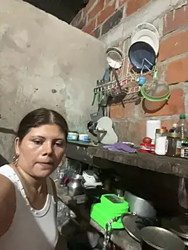 Snapshot of lady_and_charly chatting on February 18, 2026, 10:50 pm lady and charly online show from February 18, 2026, 10:50 pm