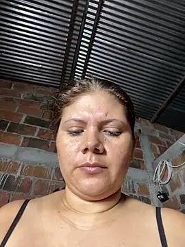 Snapshot of lady_and_charly chatting on February 20, 2026, 6:26 am lady and charly online show from February 20, 2026, 6:26 am