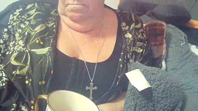 Snapshot of Playful_MILF_Demi chatting on February 24, 2026, 4:38 pm Playful MILF Demi online show from February 24, 2026, 4:38 pm