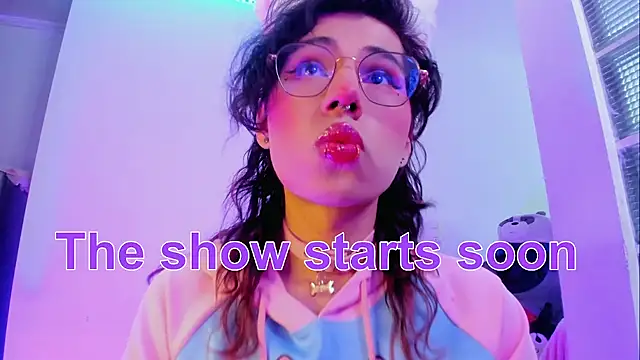 Snapshot of Sweet-SharoKitty chatting on December 20, 2025, 6:26 pm Sweet-SharoKitty online show from December 20, 2025, 6:26 pm