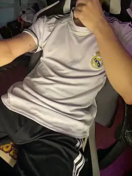 Snapshot of Wuza-H chatting on December 4, 2025, 8:50 pm Wuza-H online show from December 4, 2025, 8:50 pm