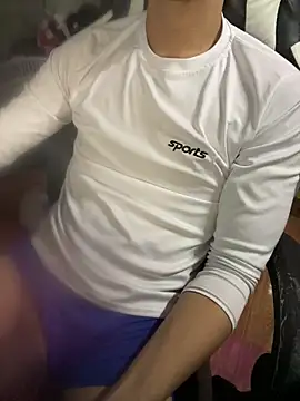 Snapshot of Wuza-H chatting on December 5, 2025, 8:56 am Wuza-H online show from December 5, 2025, 8:56 am