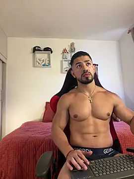 Ezzio Scolaro online show from April 16, 2026, 10:34 pm