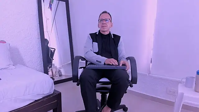 Snapshot of _axelking_ chatting on March 2, 2026, 11:39 am axelking online show from March 2, 2026, 11:39 am