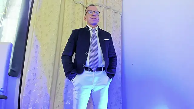 Snapshot of _axelking_ chatting on April 7, 2026, 11:43 am axelking online show from April 7, 2026, 11:43 am