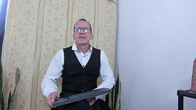 Snapshot of _axelking_ chatting on April 14, 2026, 11:38 am axelking online show from April 14, 2026, 11:38 am