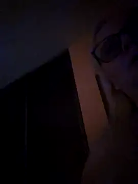 NieMaJazdyBezGwiazdy7883 online show from November 3, 2025, 4:30 pm