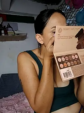 Snapshot of sexy_butterfly_1 chatting on October 28, 2025, 12:03 am sexy butterfly 1 online show from October 28, 2025, 12:03 am