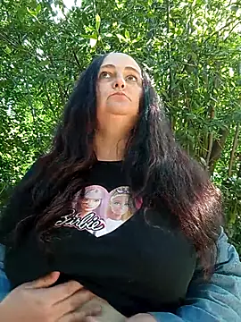 Bella 862 online show from May 4, 2026, 7:37 am
