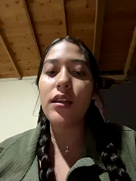 Nhefertary online show from November 16, 2025, 4:40 am